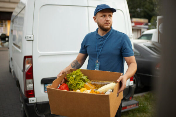 transportar-alimentos-en-furgonetas-de-alquiler